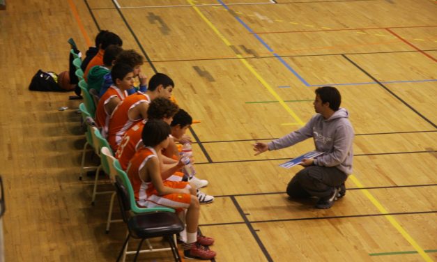 SUB-14 MASCULINOS ESTREIAM-SE NO NACIONAL A GANHAR E SUB-16 FEMININOS GARANTEM QUALIFICAÇÃO PARA FASE FINAL DISTRITAL!