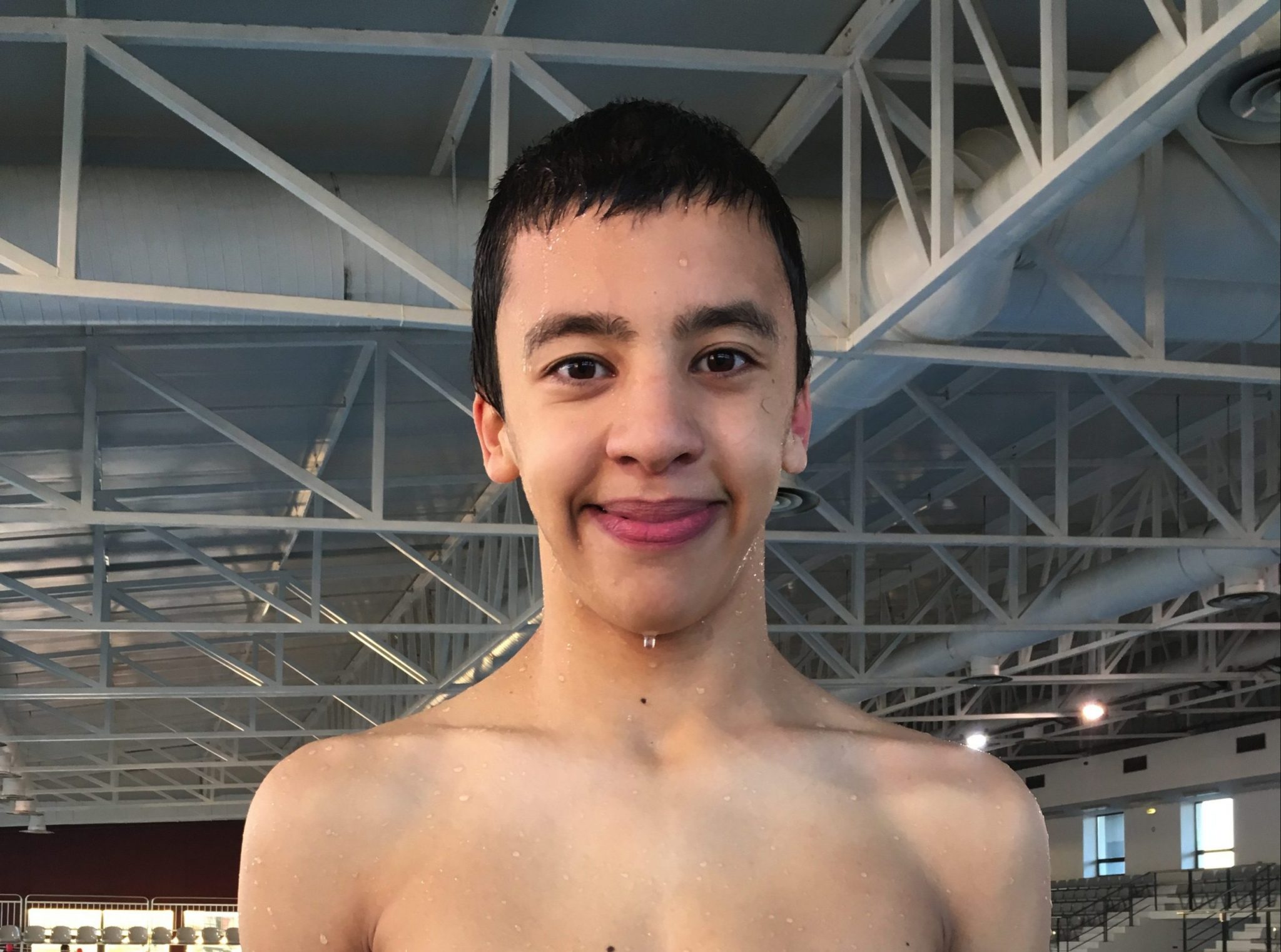Gil Lemos representa Pimpões/Cimai no Encontro do Jovem Nadador 2019