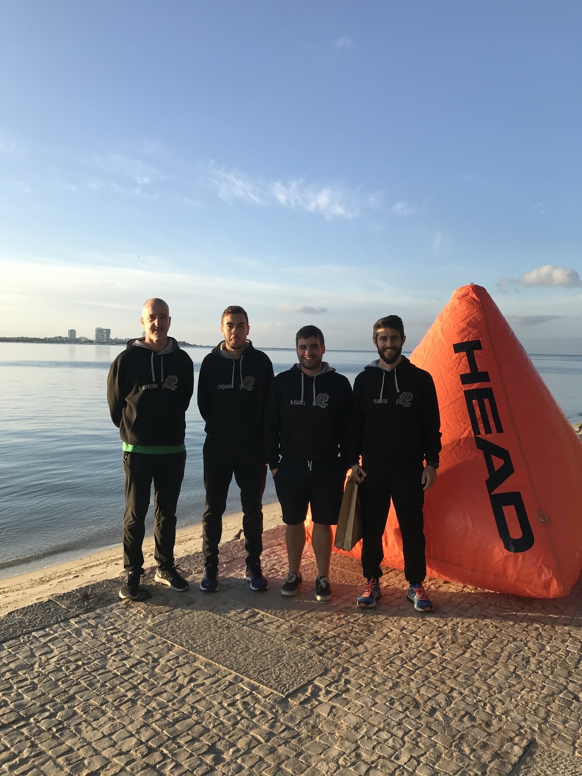 Atletas dos Pimpões Triatlo  no Arrábida Swimrun 2019