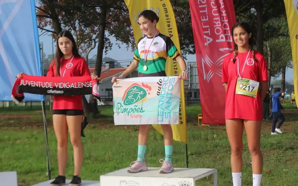 Cristina Gomez dos Pimpões Triatlo vence 2ºCorta-Mato Arneirense em Sub14